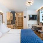 Lech 4* Holzgau