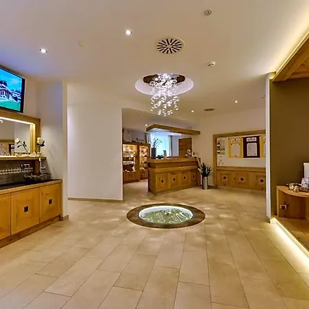 Apartmanhotel Lech Holzgau
