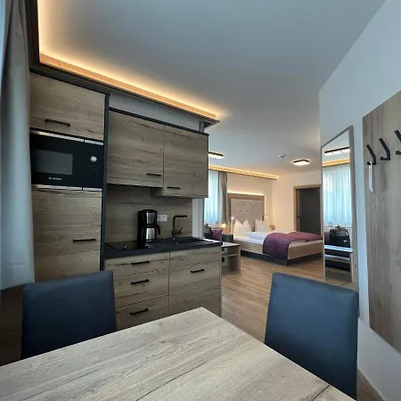 Aparthotel Lech 4*