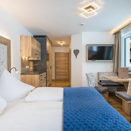 Lech 4* Holzgau
